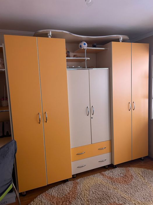 Vand mobila dormitor