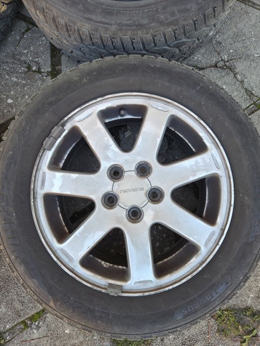 Зимни гуми Taurus (195/60 R15) с оригинални джанти за Субару Импреза