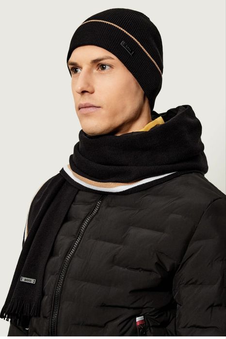 Мъжки коплект шапка и шал Hugo Boss