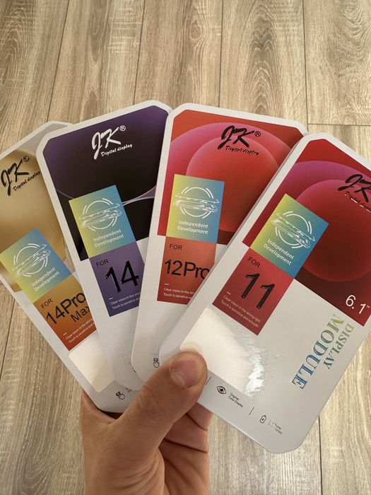 Display-uri iPhone 7...15 Pro Max, noi, asigur si montaj la nevoie