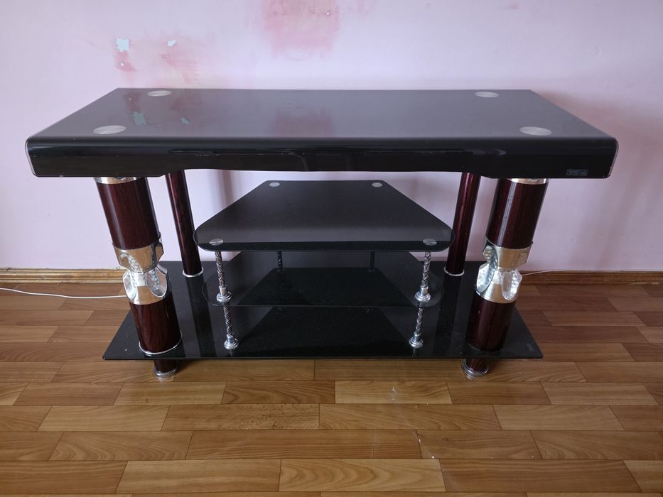 Стеклянная Подставка