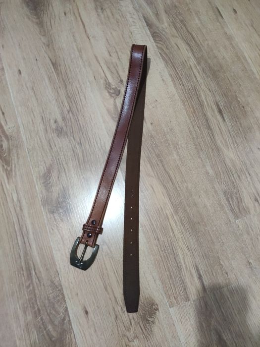 Curea vintage din piele Made in West Germany 110x3cm