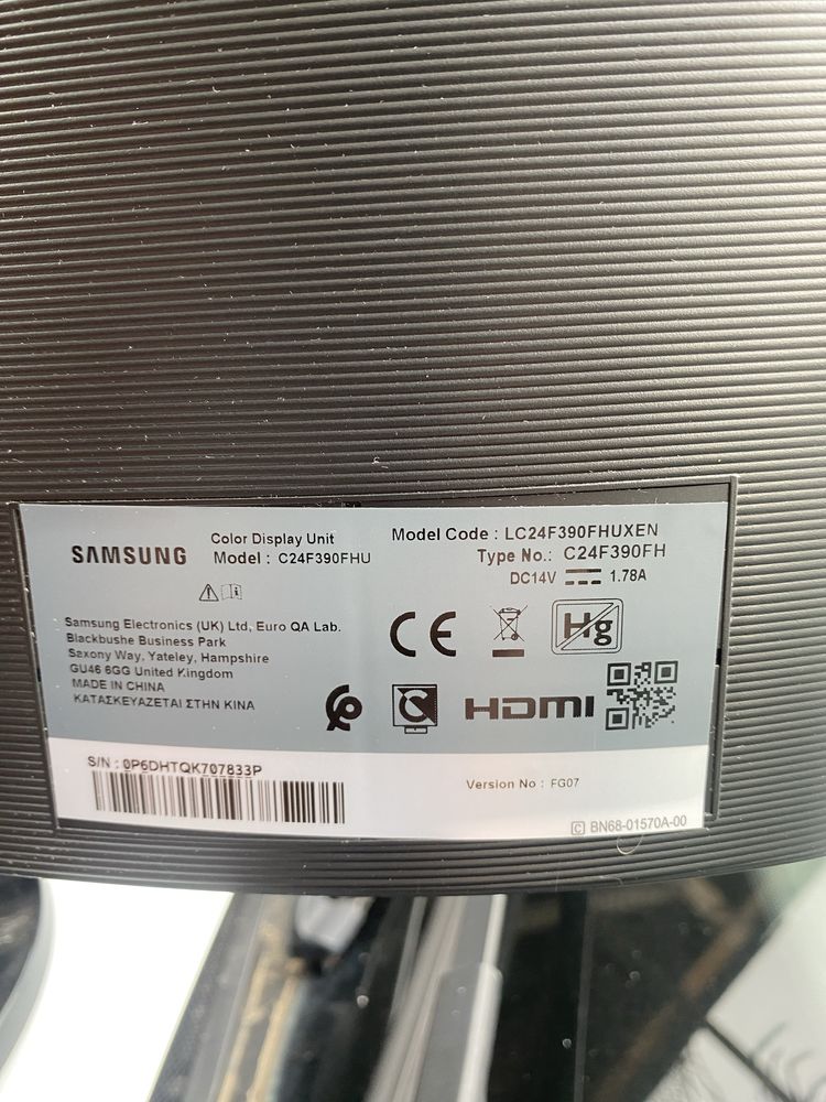 Монитор Samsung LC24F390FHUXEN