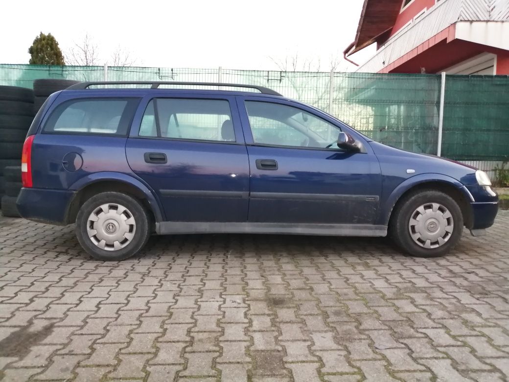 Dezmembrez Opel Astra  G 1.6 16v z16xe