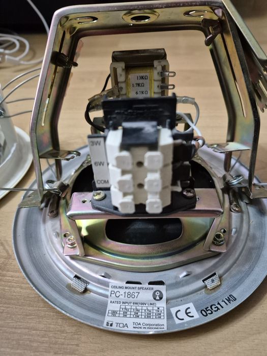 Boxe de tavan 100V – TOA + Bosch