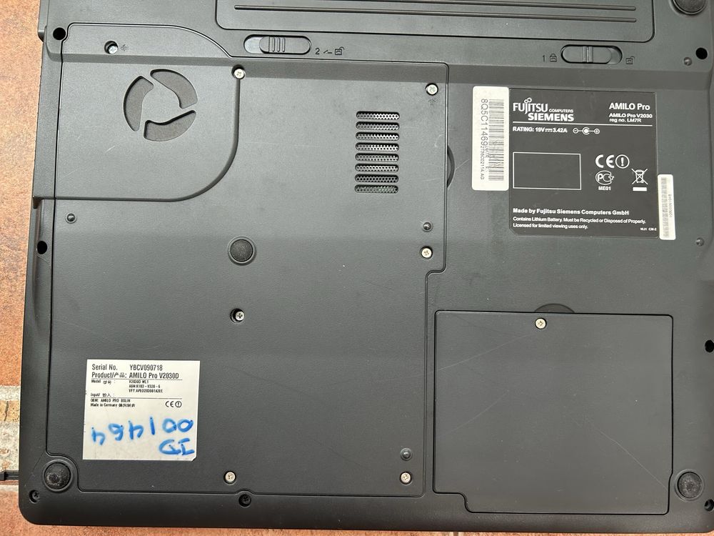 Лаптоп Fujitsu Siemens