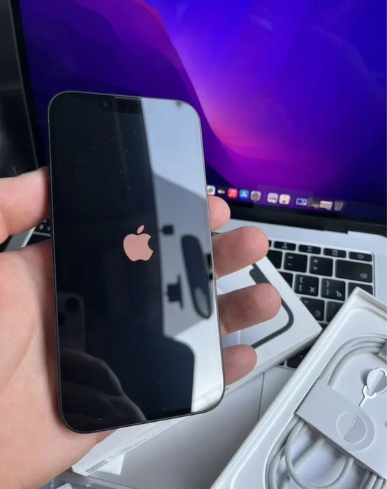iPhone 16e 8/128gb
