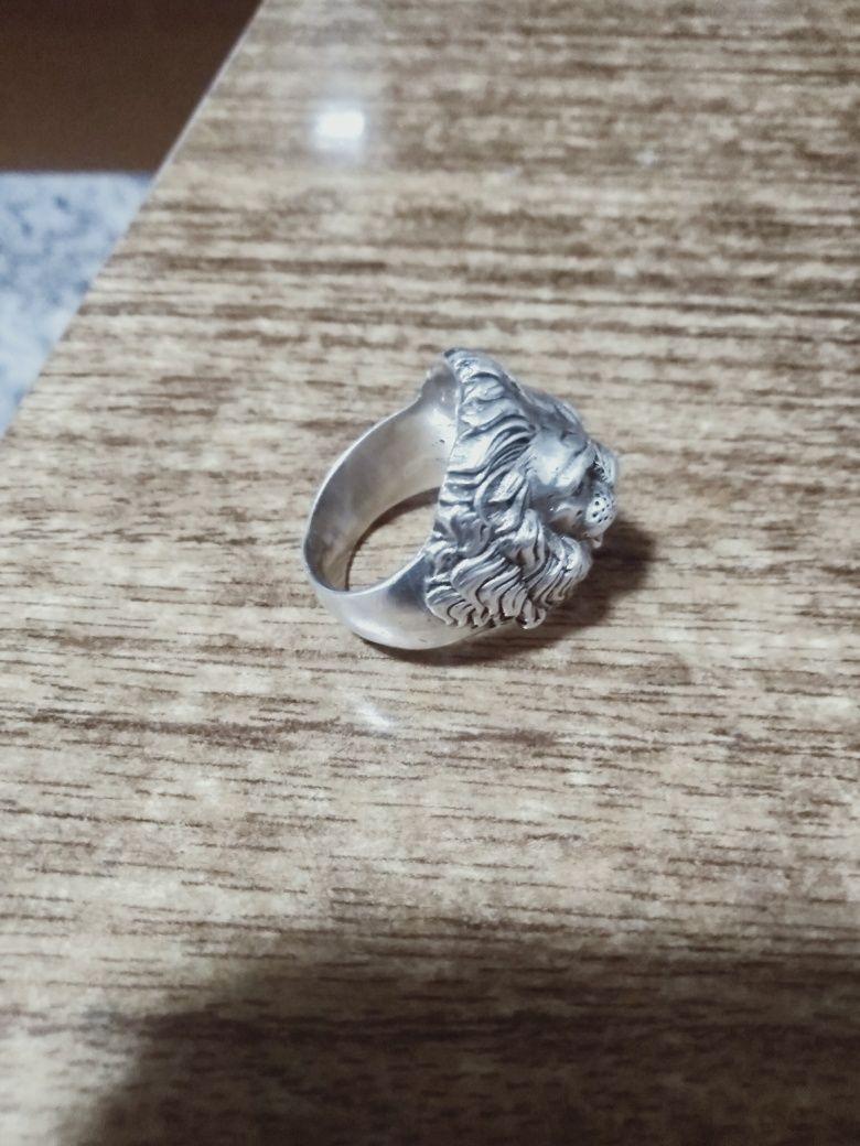 Серебряное печатка(кольцо)