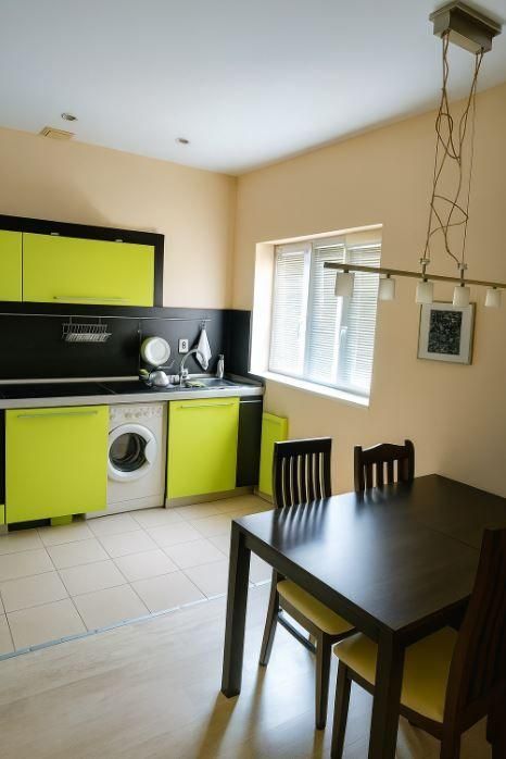 Двустаен апартамент в района на Център!