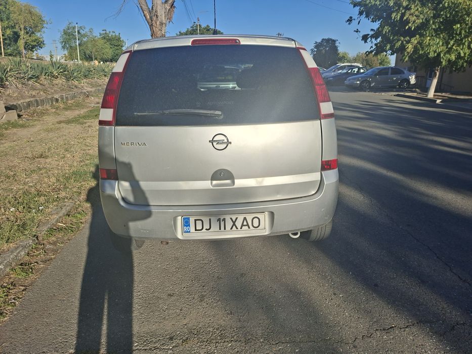 Opel Meriva 1.4 benzina din 2005