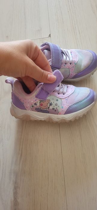 Светещи маратонки