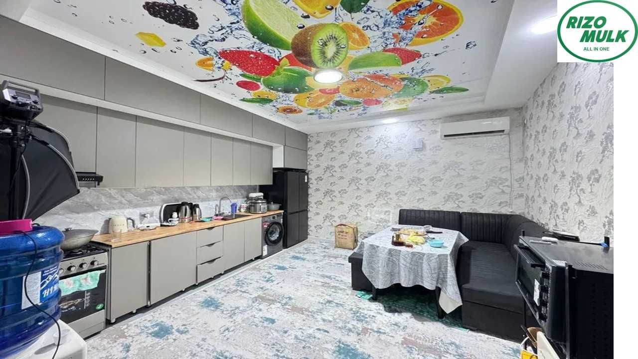 Олмазор туманида шинамгина ховли сотилади. NR494/158