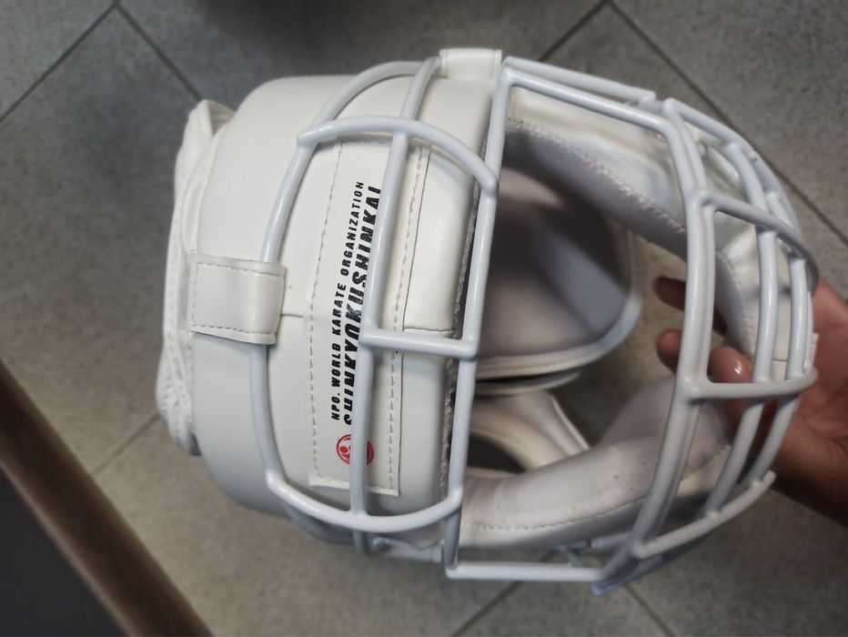 Шлем для каратэ