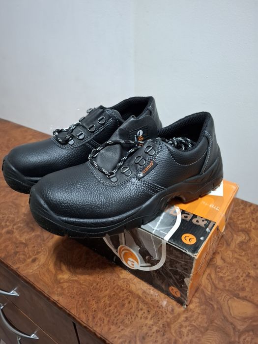 Нови защитни обувки ALBA No: 43