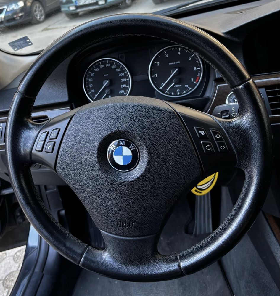 Волан за BMW E90