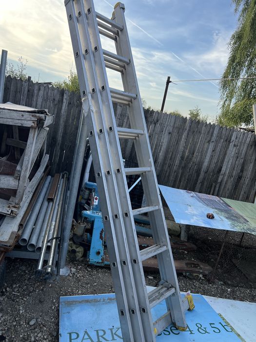 Scara din aluminiu 3 tronsoane
