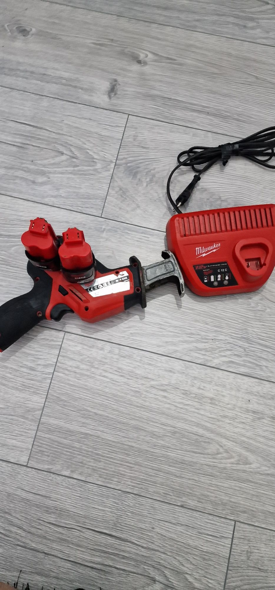 Fierastrau sabie milwaukee m12 chz