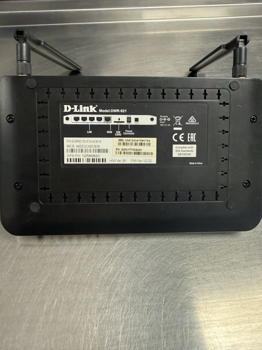 Router D-Link cu sim DWR-921