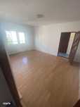 Apartament 3 camere  semidecomandat, et 3/4 langa primaria Filiasi
