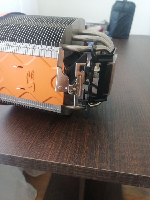 Cooler Asus Silent Square Pro