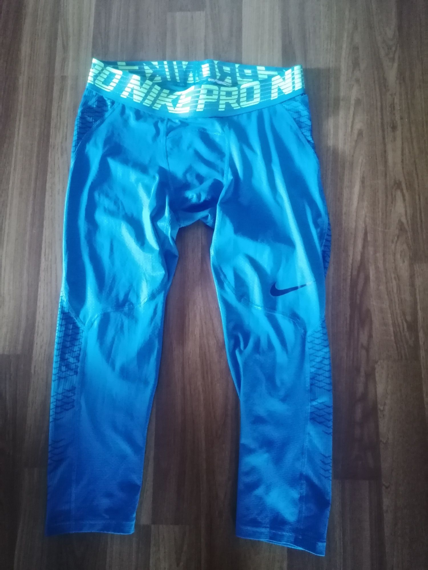 Colanți trei sferturi Nike Pro Hypercool compresion