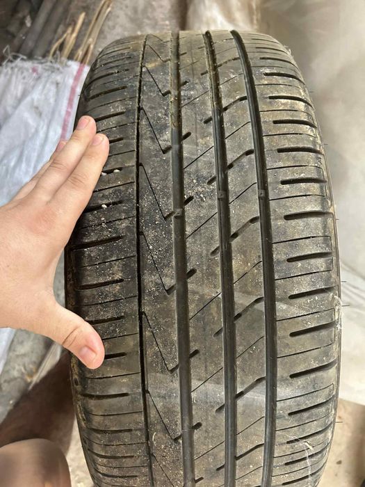Anvelope Hankook 235/50R19 Vara