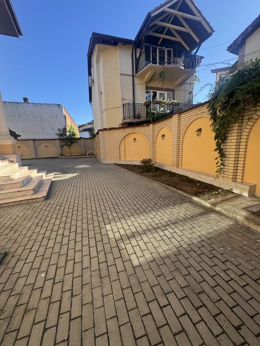 Casa de inchiriat zona centrala