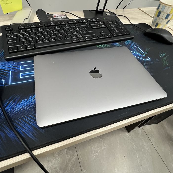 McBook Pro M2 8/512 GB 2020