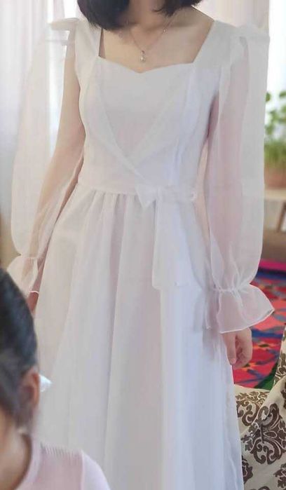 Белое платье. Состояние: отличное / надето 1 раз.