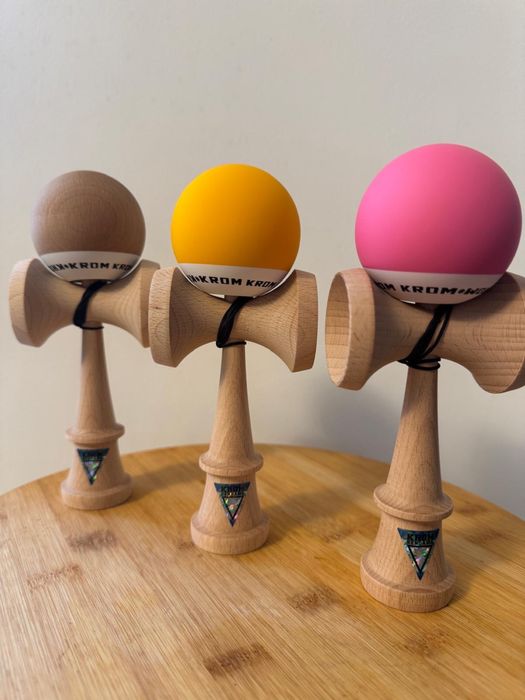 Vand kendama Pop Originale in cutie