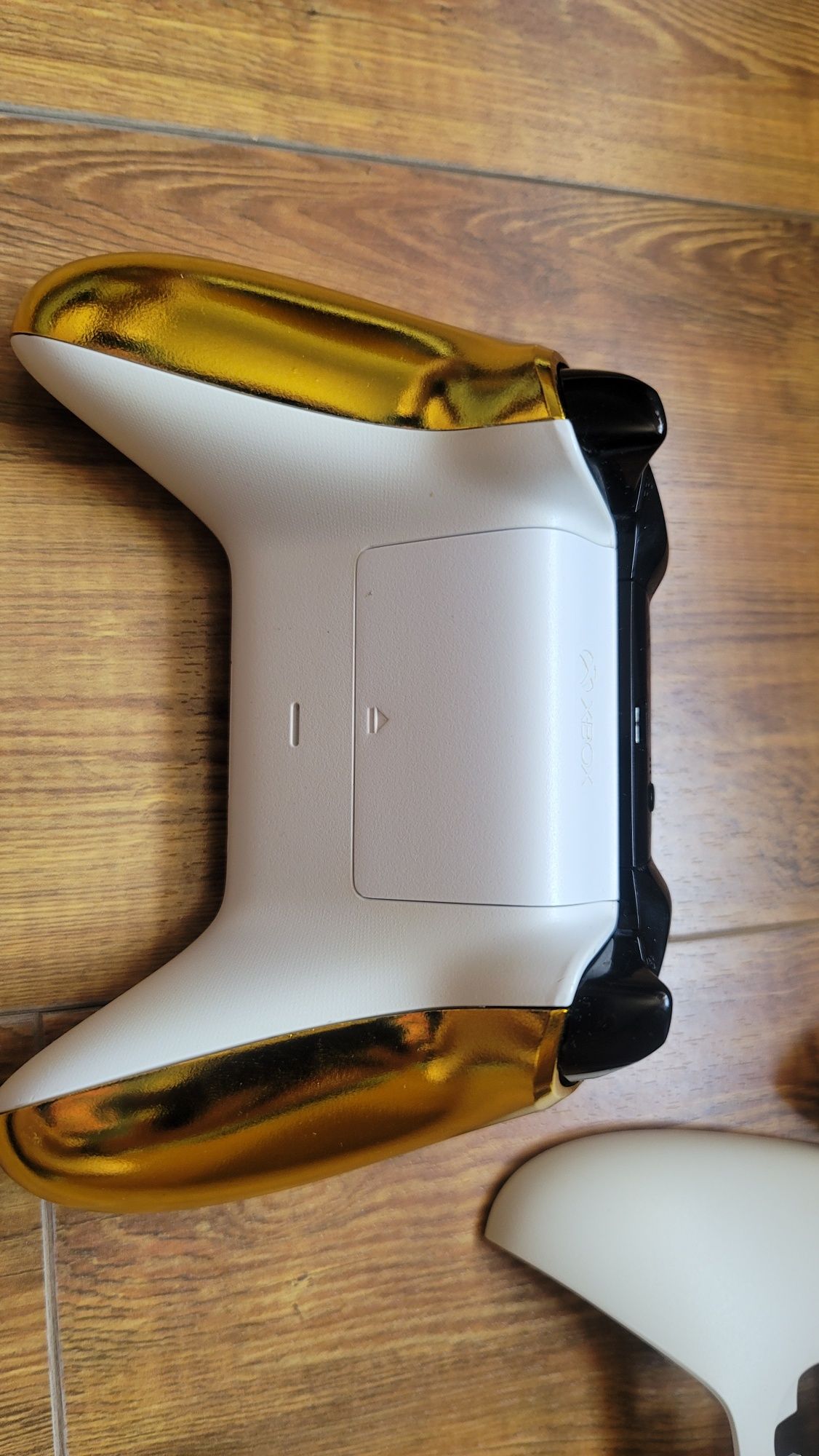 Джойстик за Xbox One S/X,series S/ X с къстъм кейс и рокери. С дрифт!