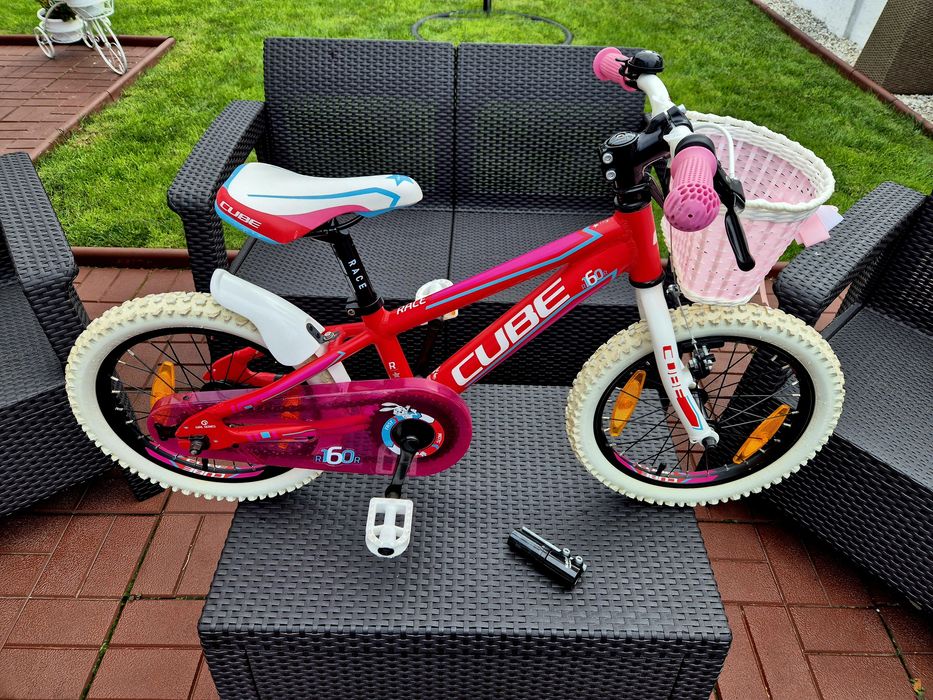 Bicicleta CUBE copii 160r fetițe~Aluminiu~roti 16 inch~Impecabila