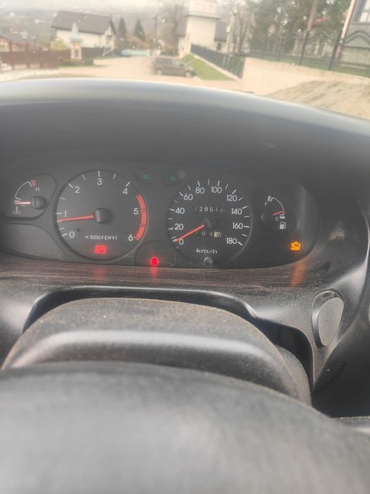 Hyundai H1 2004 2.5TD