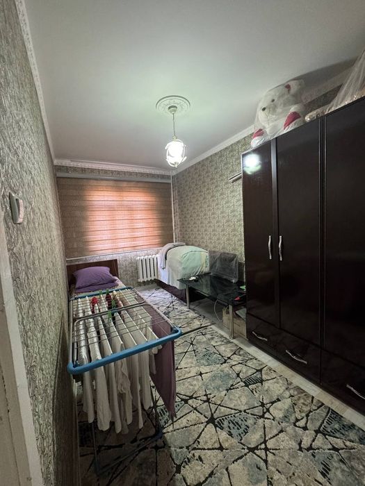 Qora qamish 2.4 4xona 4etajli dom 3 etaj