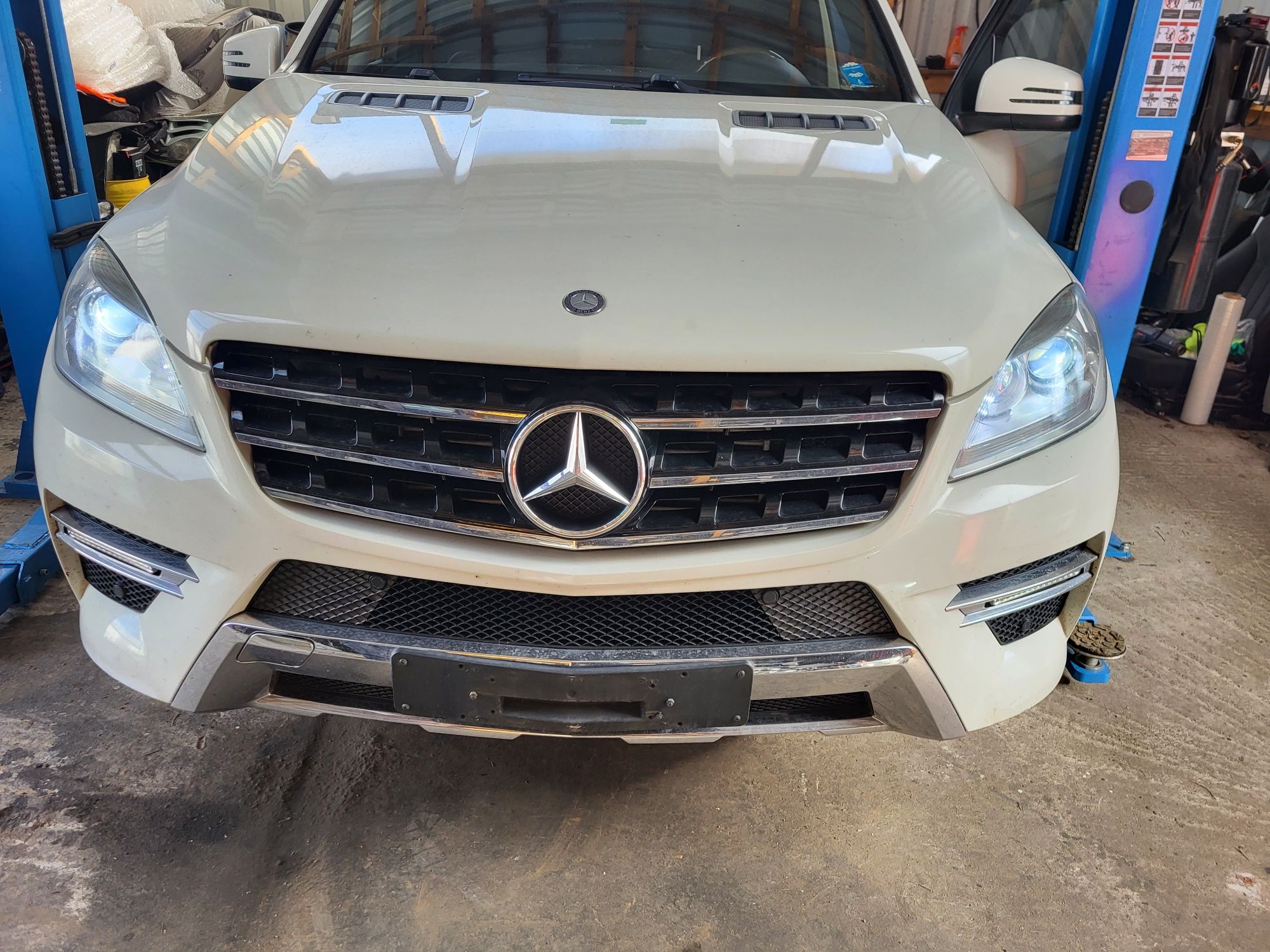 Mercedes-Benz ML W166 250 на части