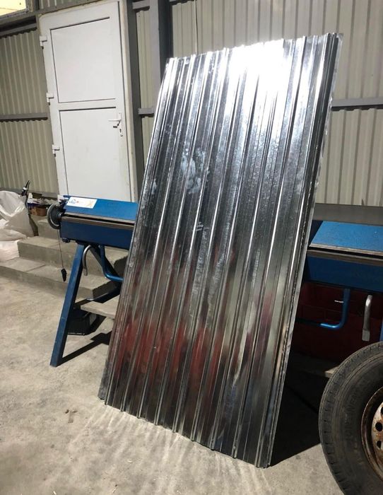 tabla cutata  vopsita