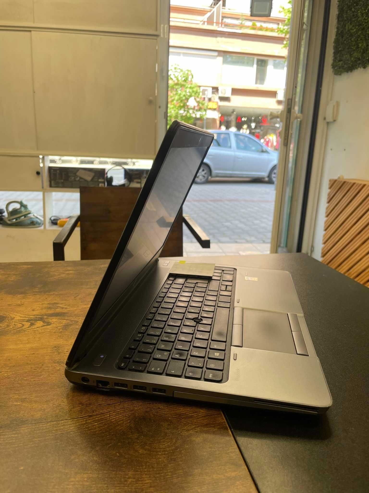 Продавам Лаптоп HP 650