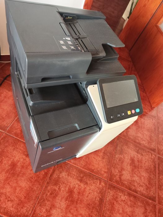 Konika Minolta bezhub c3320i