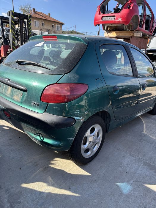 Peugeot 206/Пежо 206 1.4i НА ЧАСТИ