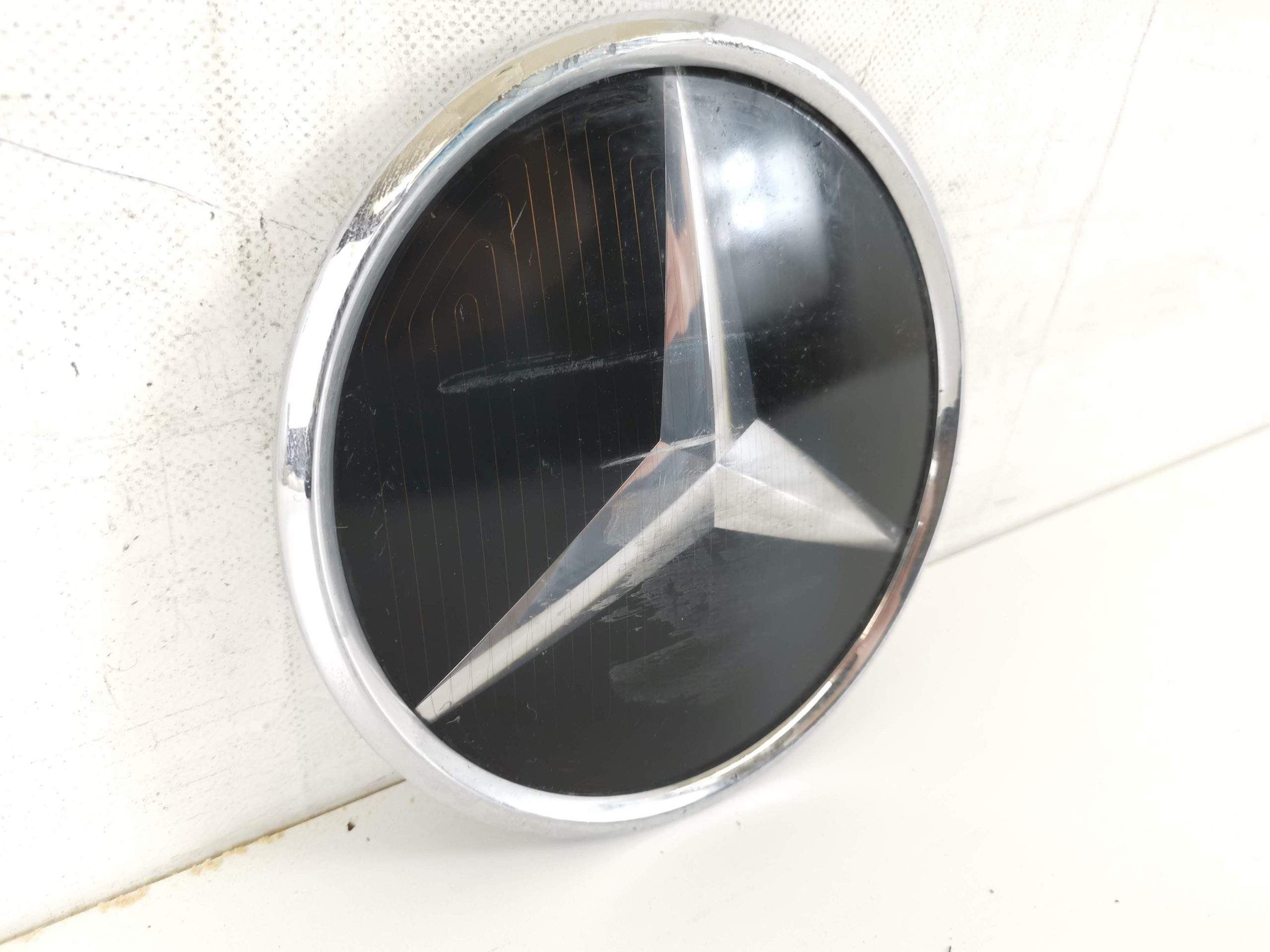 Емблема за централна решетка Мерцедес-Бенц ЦЛС-Клас / Mercedes-Benz CL