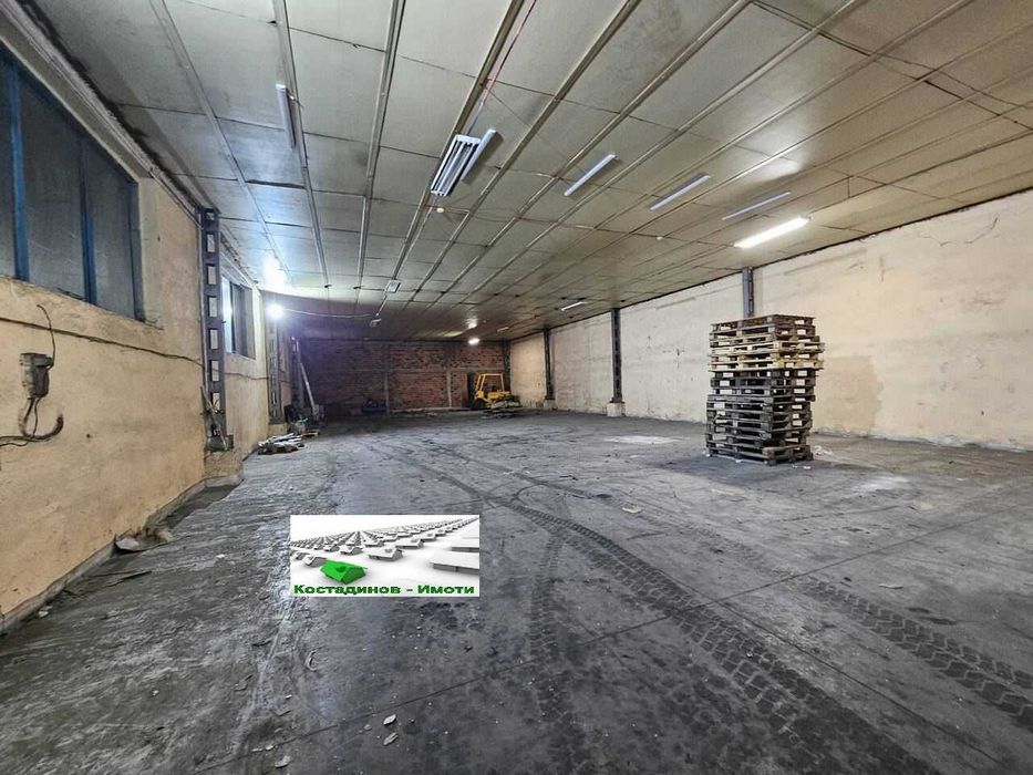 Дава се под наем Склад в Пловдив, Индустриална зона - Север - 1000 кв.м за 2992.17 € - Снимка #2