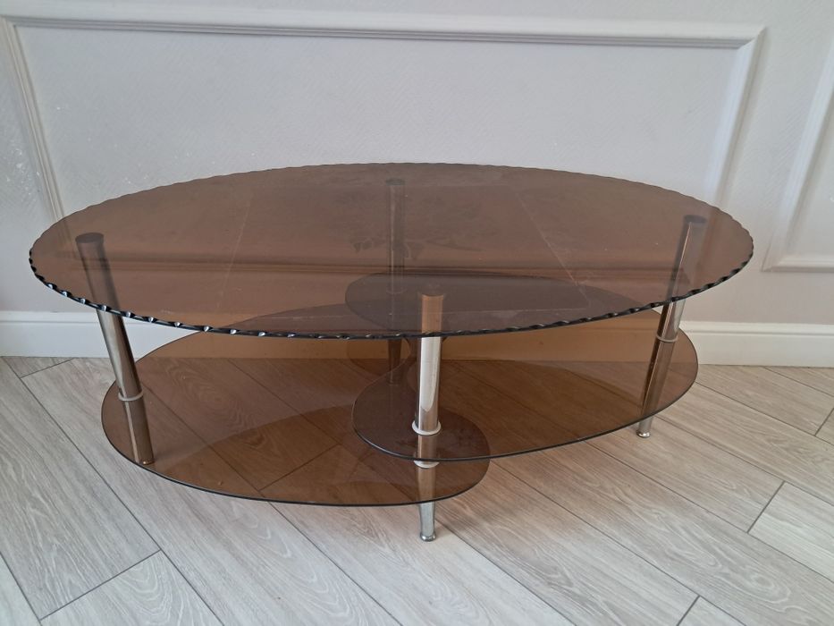 Журнальный столик продам.