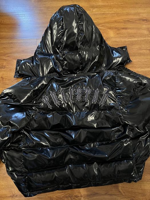 Geaca lucioasa Trapstar neagră