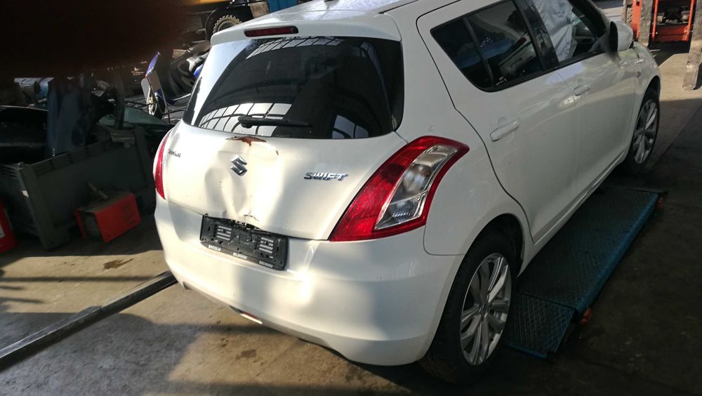 Кора багажник За Сузуки Суифт/Suzuki Swift 2012--2016г хечбек