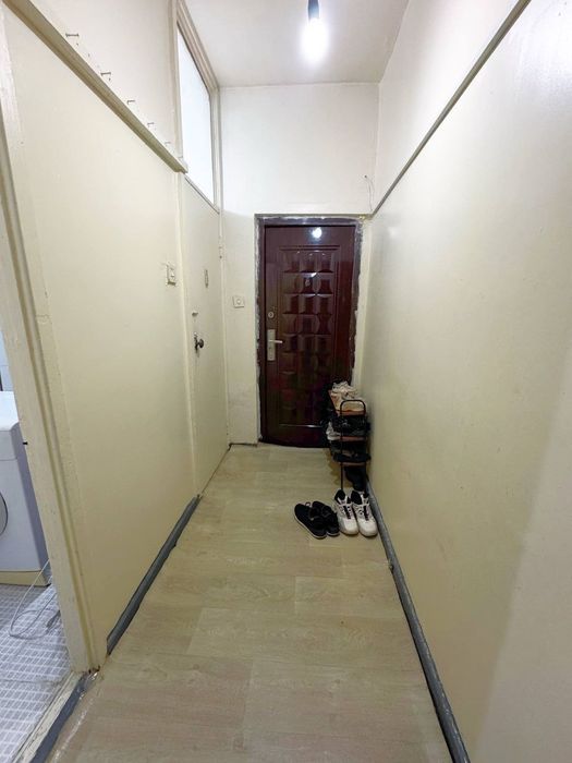 Продаётся 2х комнатная 2/2/4 Массив Феруза