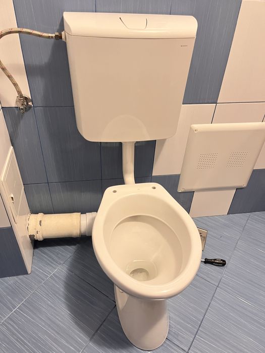 Vas wc cu rezervor Geberit