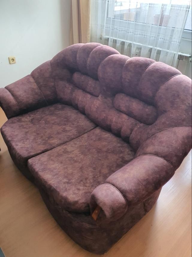 Разтегателен диван