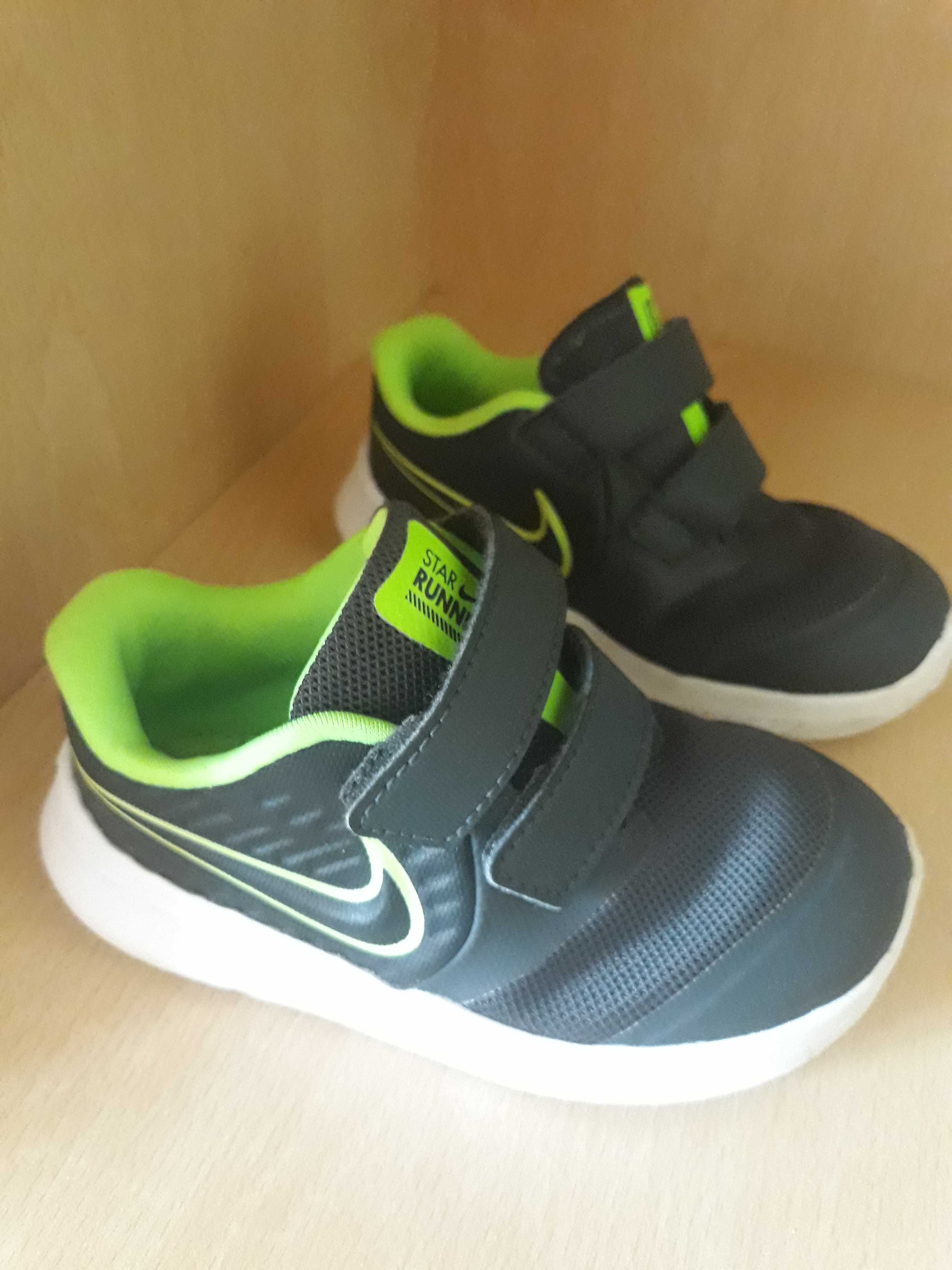Децки маратонки nike