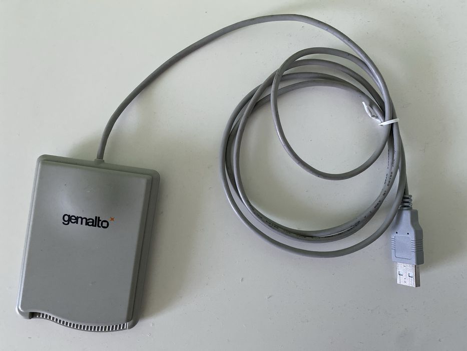 Cititor de carduri Gemalto IDBridge CT40