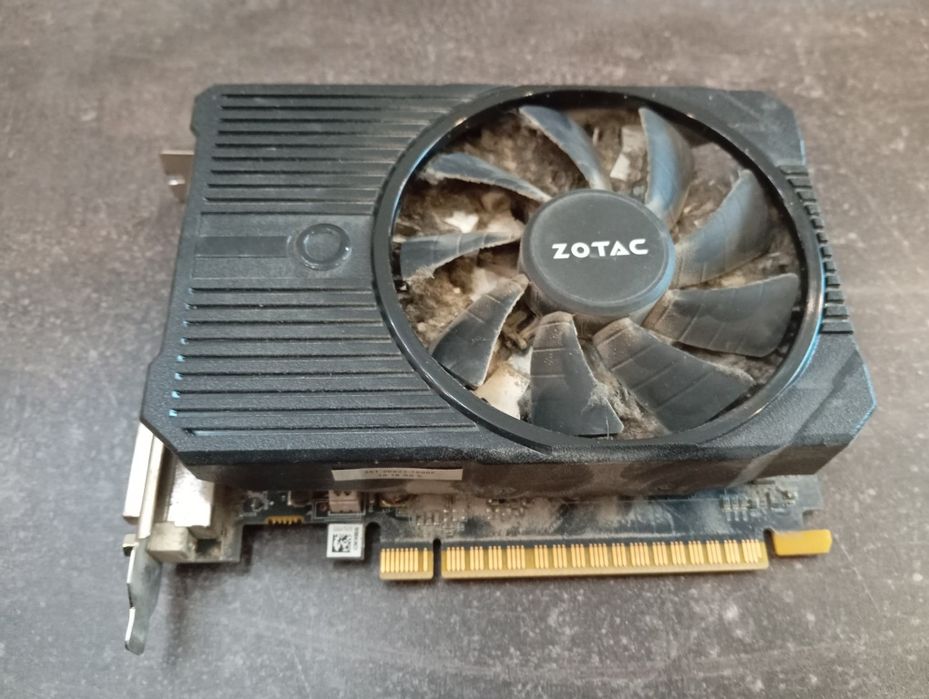 продам zotac 1050